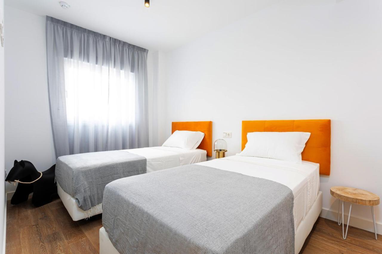 Caleyro Boutique - Parking Incluido Appart hôtel